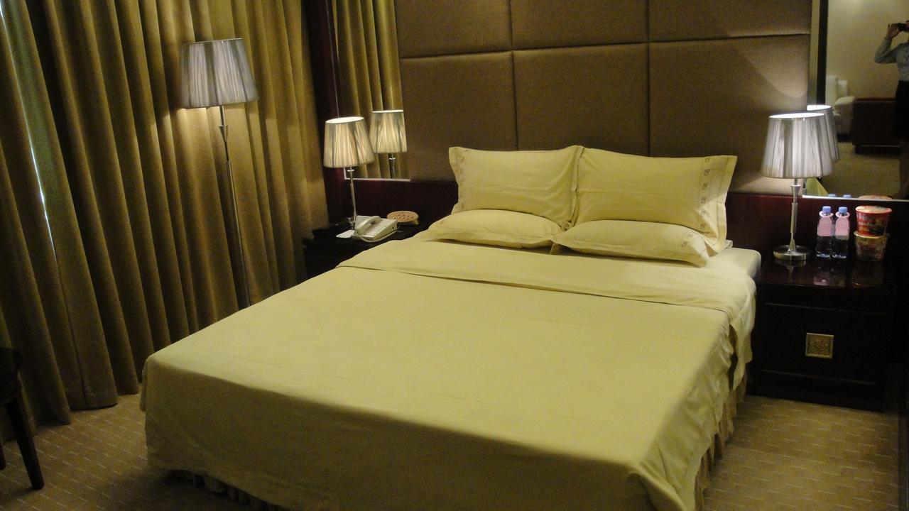 Harbour Metropolis Hotel Foshan Exterior foto
